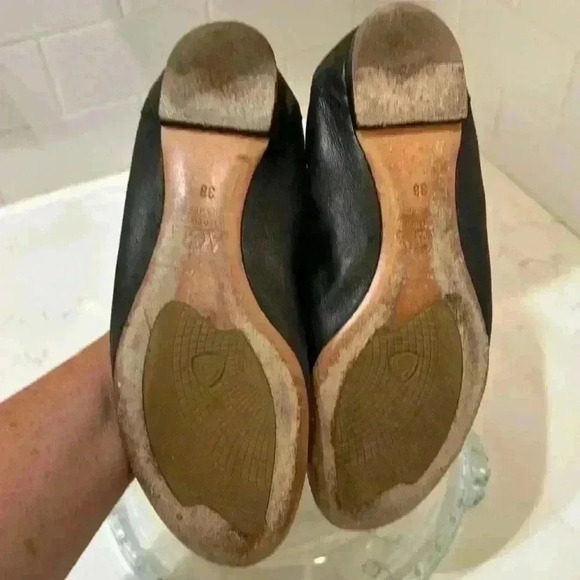 AGL Black Leather Ballet Flat with Patent Leather Toe SZ 38 - Picture 10 of 11